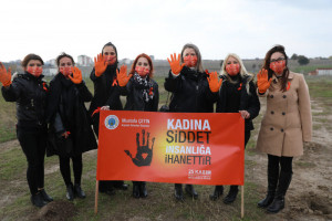 Başkan Çetin’den 25 Kasım Kadına Yönelik Şiddetle Mücadele Günü Mesajı